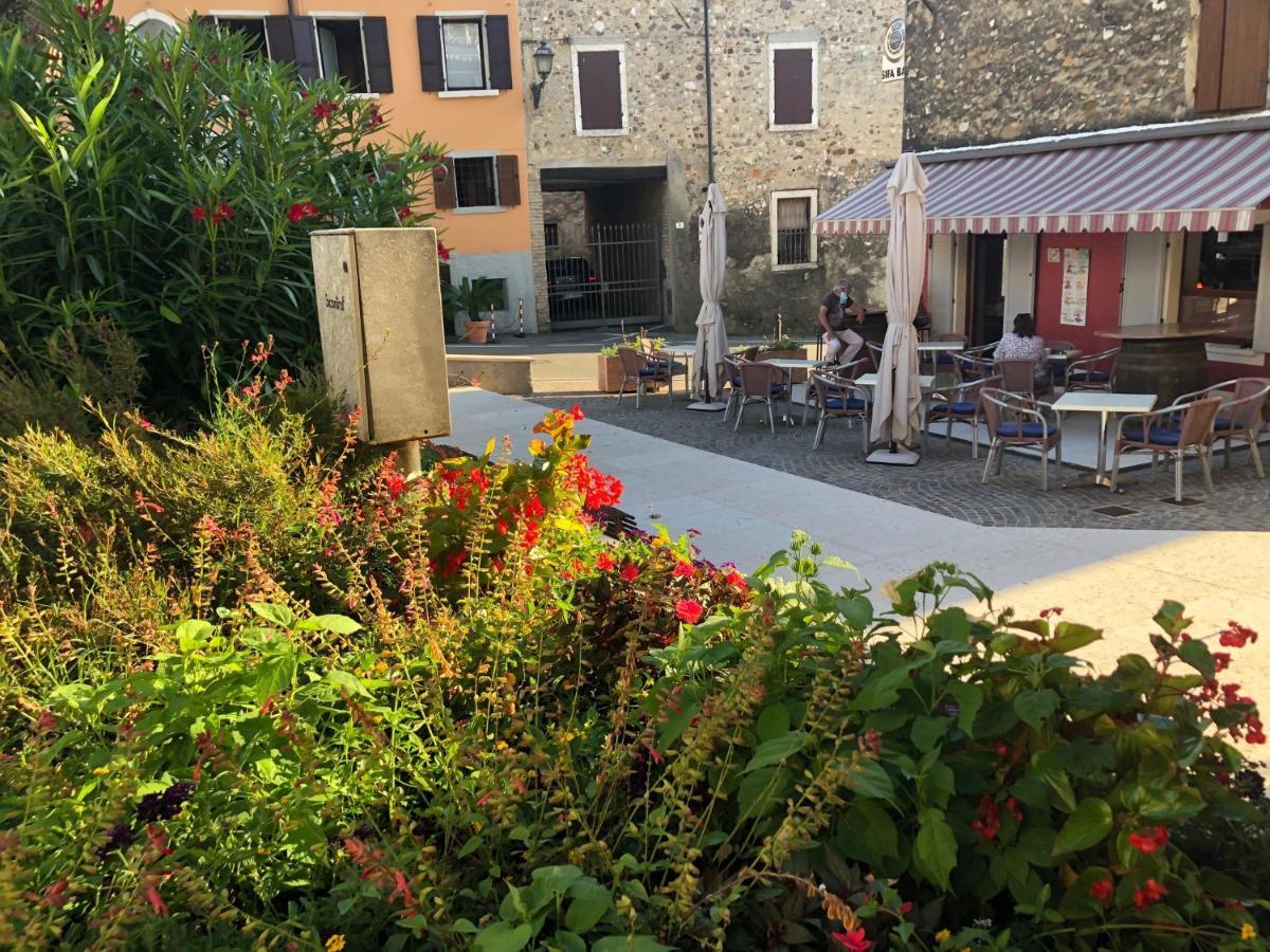 Valeriana Vacanze Pacengo Di Lazise Esterno foto